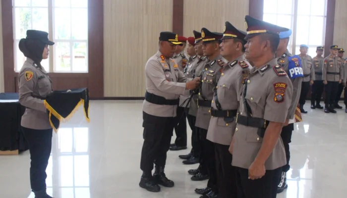Polres Simalungun Gelar Sertijab Tiga Jabatan Strategis, Kapolres Tegaskan Rotasi adalah Penyegaran Demi Peningkatan Kinerja